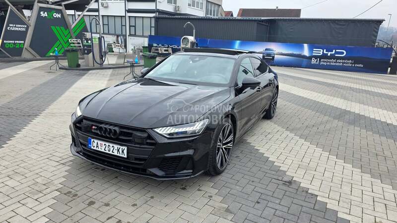 Audi S7 