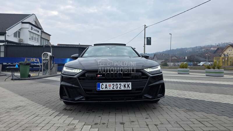 Audi S7 