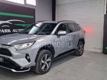 Toyota RAV 4 AWD Plug-in