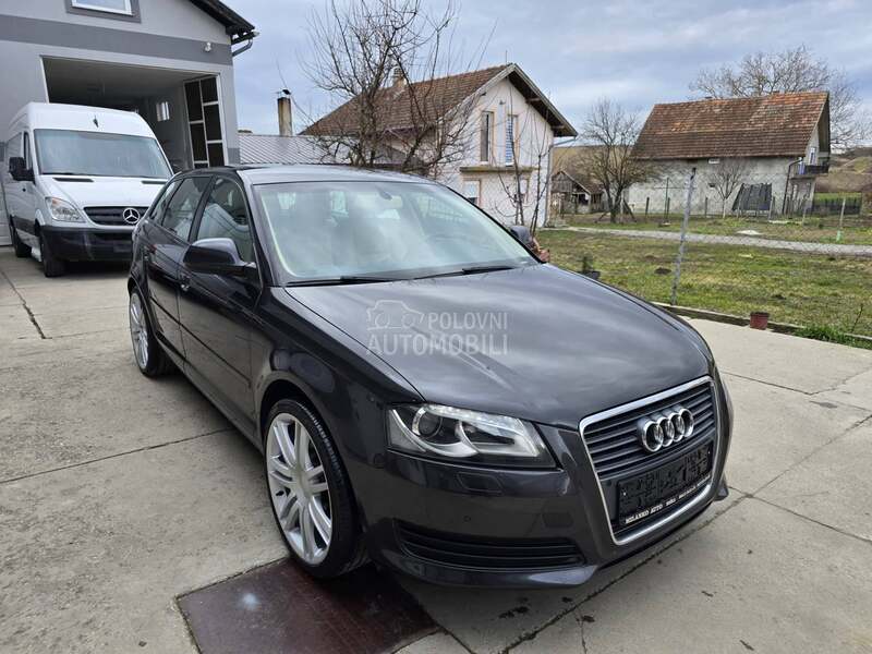 Audi A3 2.0TDI//AUT/XENON//