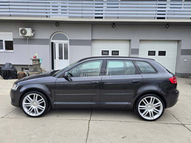 Audi A3 2.0TDI//AUT/XENON//
