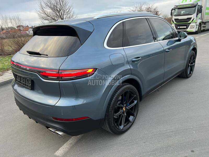 Porsche Cayenne 