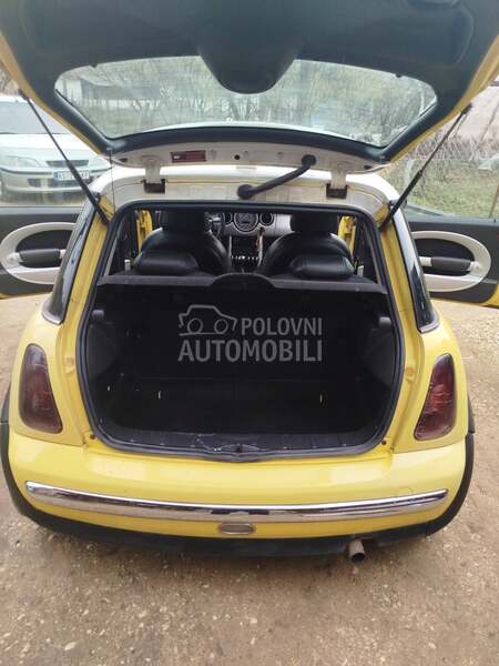 MINI Cooper 