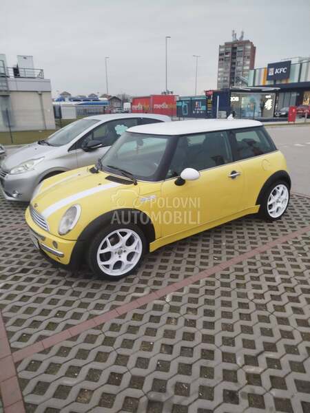 MINI Cooper 