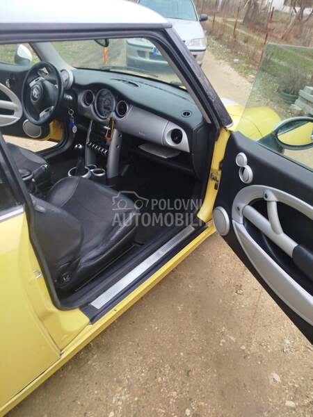 MINI Cooper 