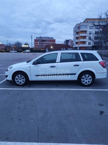 Opel Astra H 