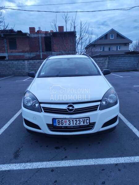 Opel Astra H 