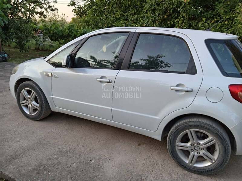 Suzuki SX4 