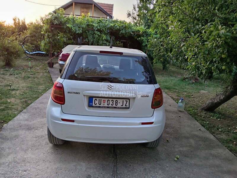 Suzuki SX4 
