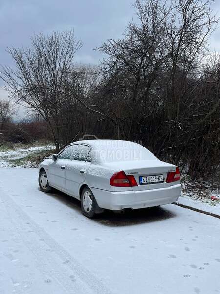 Mitsubishi Lancer 