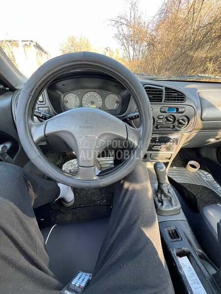 Mitsubishi Lancer 