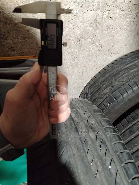 Pirelli 215/60 R17 Letnja