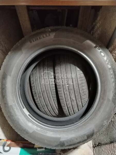 Pirelli 215/60 R17 Letnja