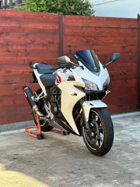 Honda CBR 500 RA