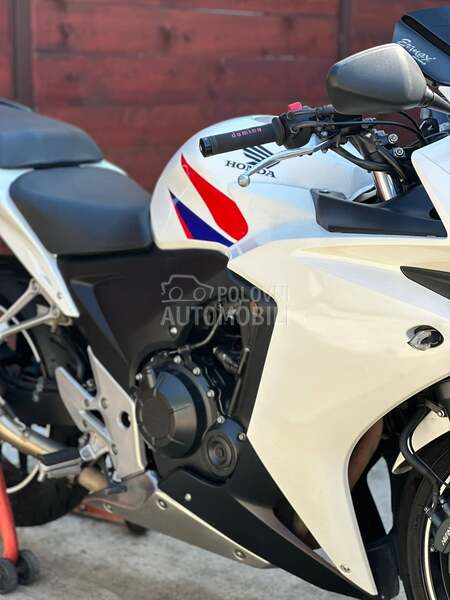 Honda CBR 500 RA