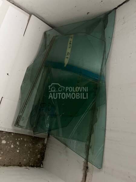 stakla vozacevo suvozacevo