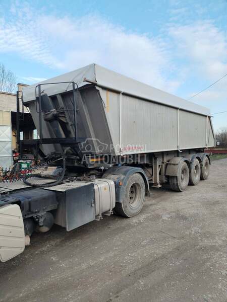 Schwarzmuller aluminiumska