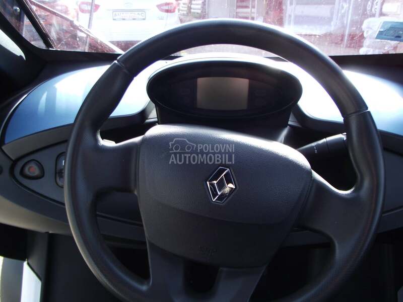 Renault Twizy STRUJA