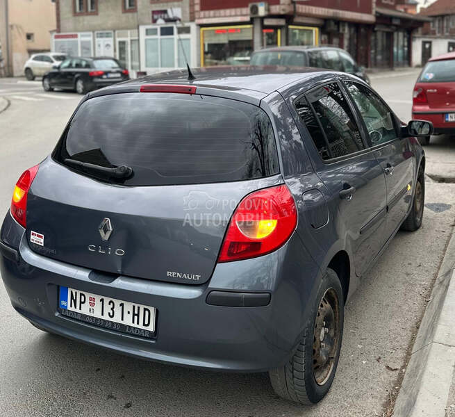 Renault Clio 1.6