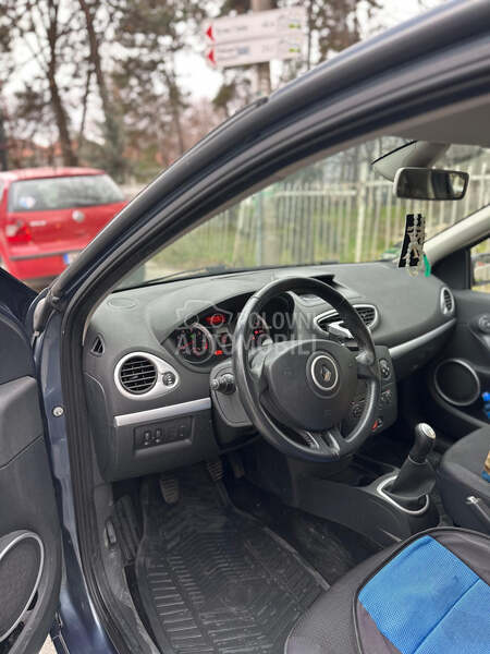 Renault Clio 1.6