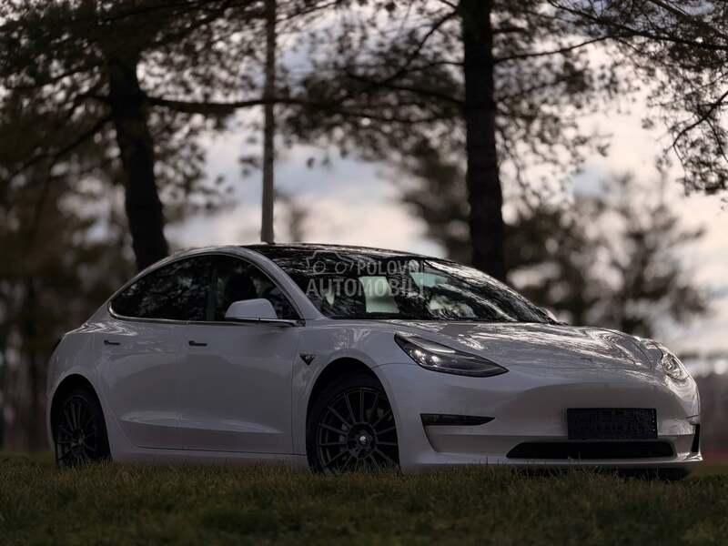 Tesla Model 3 long range N O V