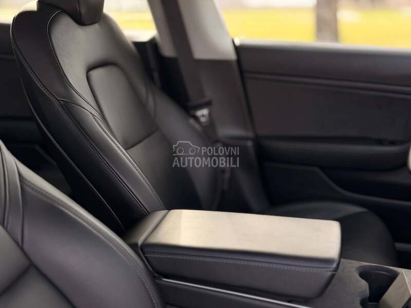 Tesla Model 3 long range N O V