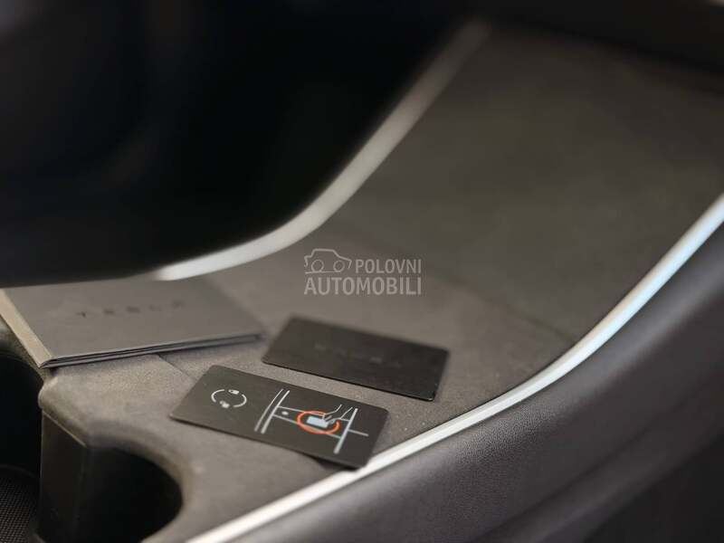 Tesla Model 3 long range N O V