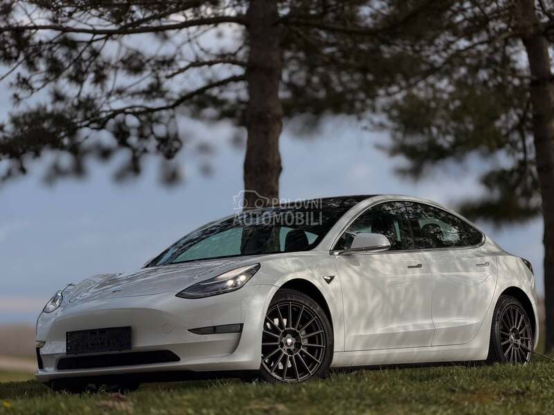 Tesla Model 3 long range N O V