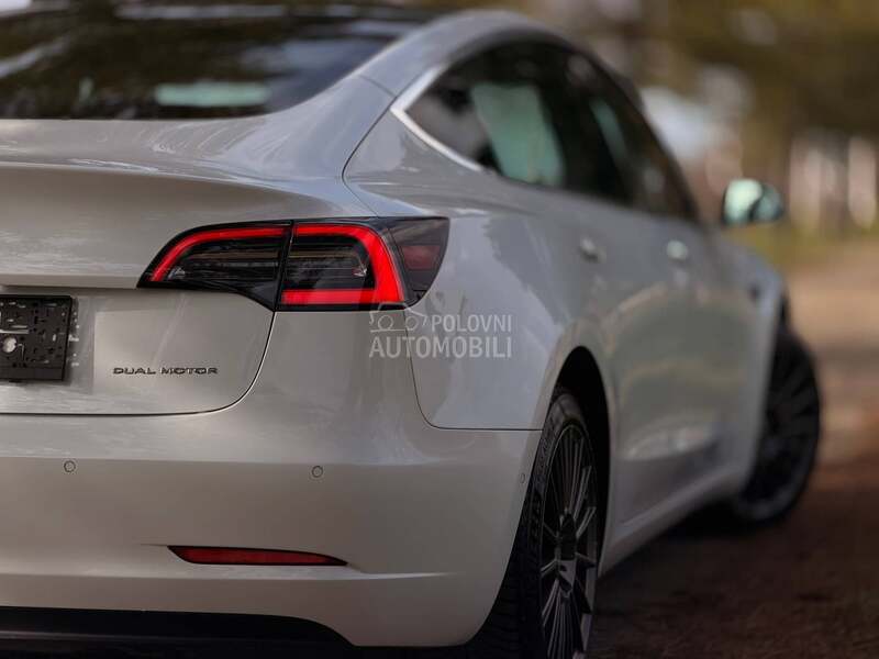 Tesla Model 3 long range N O V