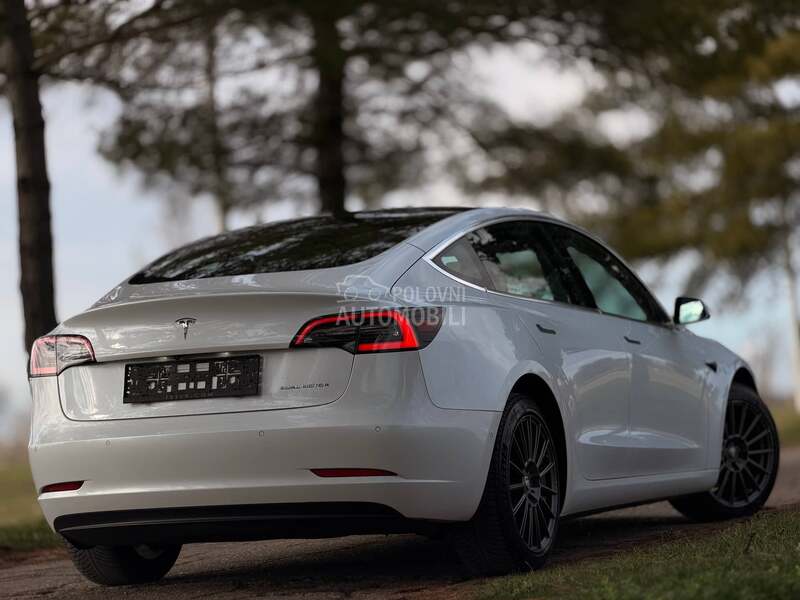 Tesla Model 3 long range N O V