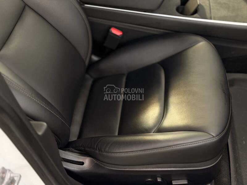 Tesla Model 3 long range N O V