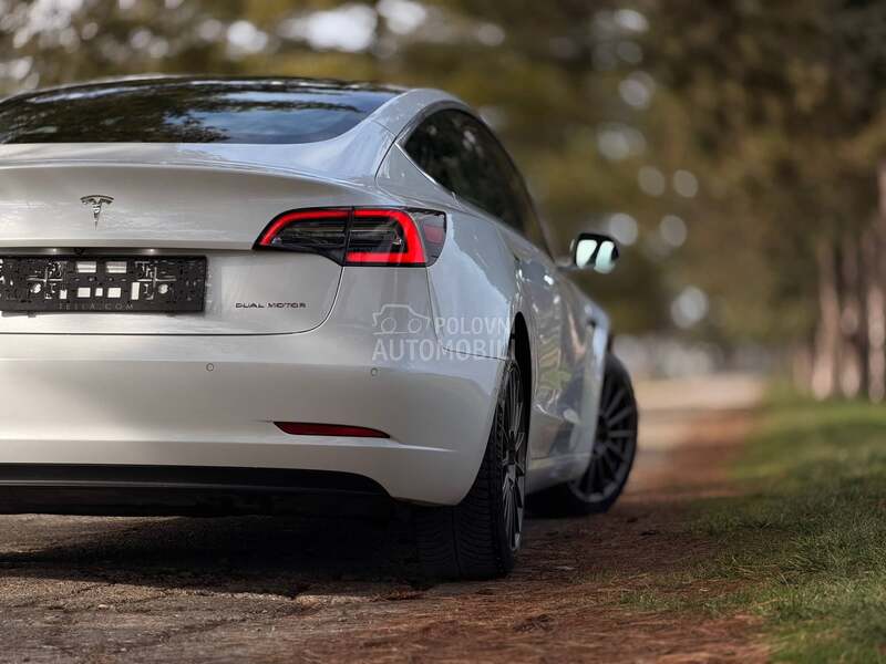 Tesla Model 3 long range N O V