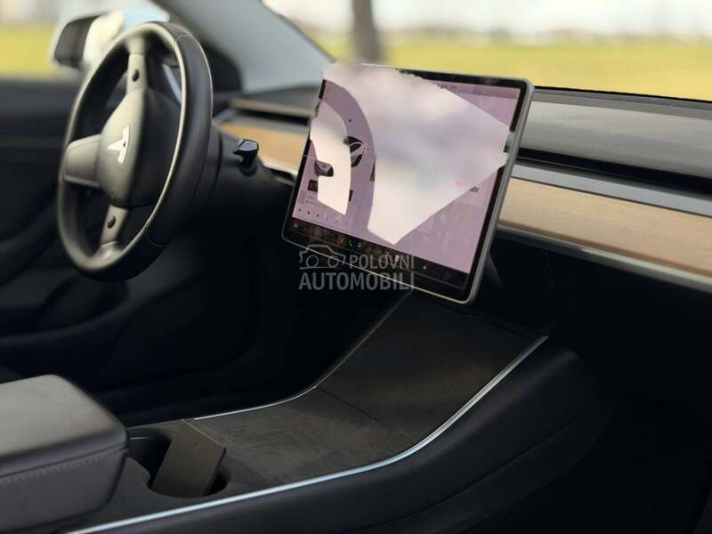 Tesla Model 3 long range N O V
