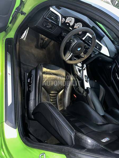 BMW M4 Verde Mantis