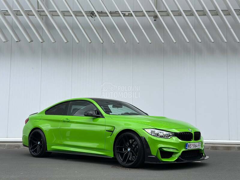 BMW M4 Verde Mantis