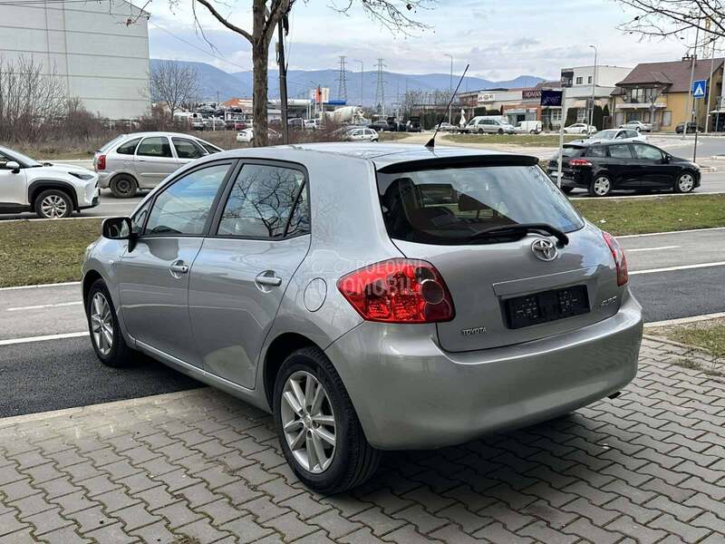 Toyota Auris 1.6 CH