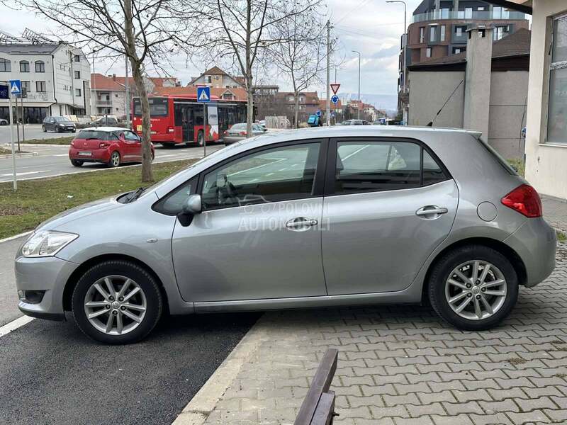Toyota Auris 1.6 CH