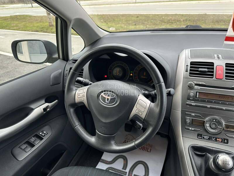 Toyota Auris 1.6 CH