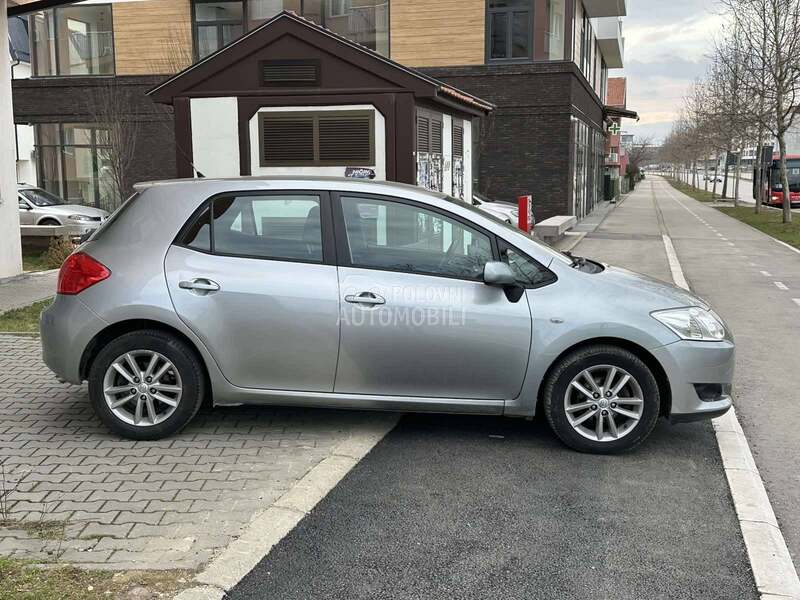 Toyota Auris 1.6 CH