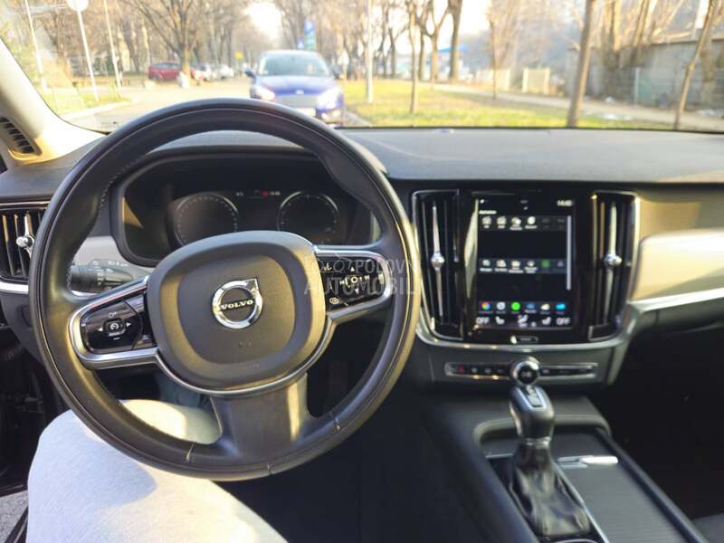 Volvo S90 S90 D4