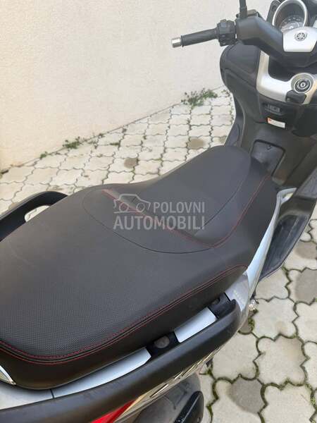 Yamaha X max 250