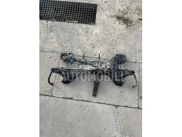 Nosac motora za Volkswagen Polo od 2009. do 2014. god.