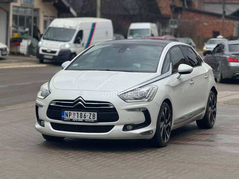 Citroen DS5 