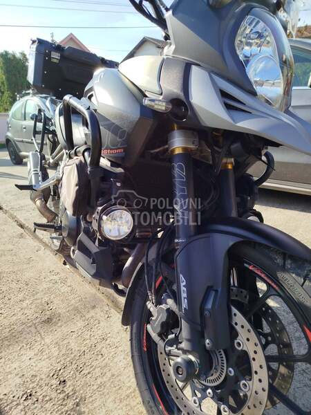 Suzuki V Strom DL 1000