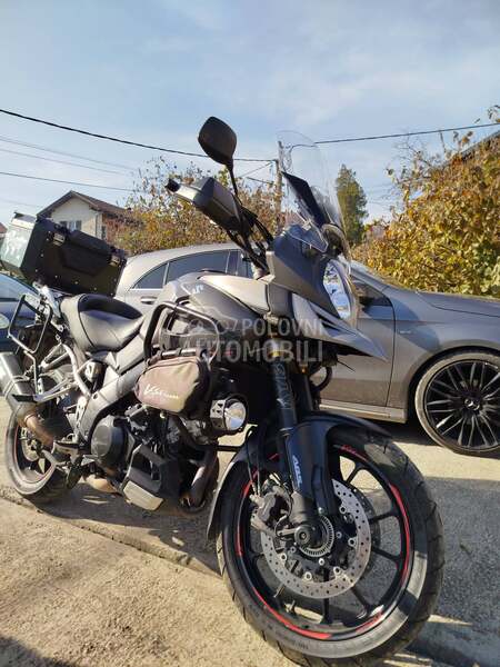 Suzuki V Strom DL 1000