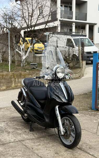 Piaggio Beverly 500 Tourer