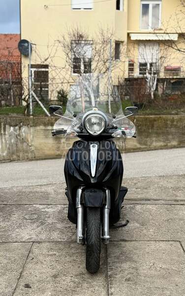 Piaggio Beverly 500 Tourer