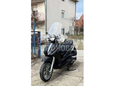 Piaggio Beverly 500 Tourer