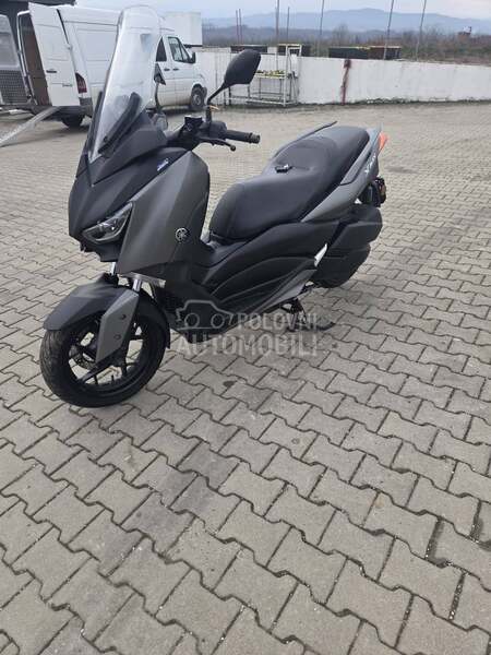 Yamaha x max 300