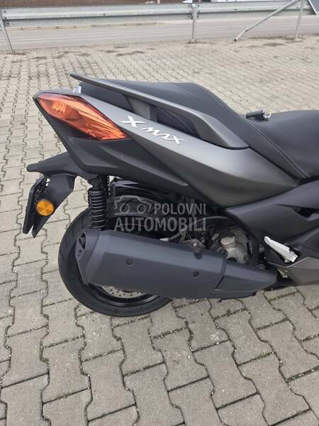 Yamaha x max 300